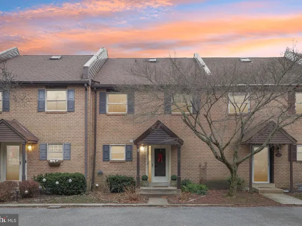 120 Eaton Dr, Wayne, PA 19087