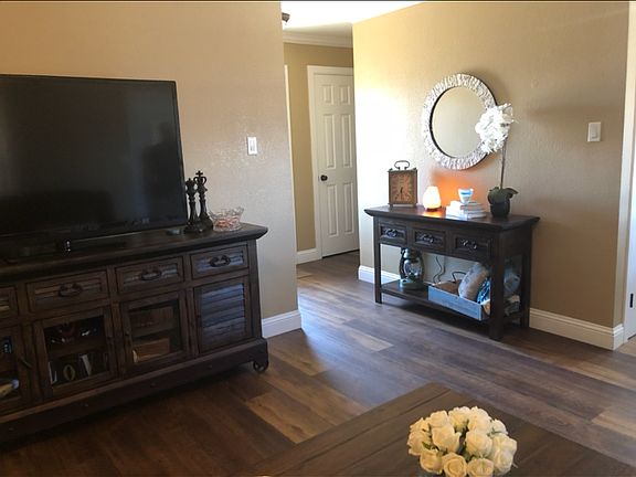 4th image of 4708 Seminole Dr