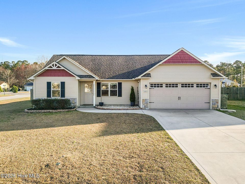1st image of 224 Breakwater Drive