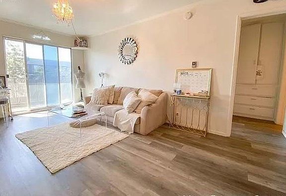 5th image of 1139 Ocean Blvd #301