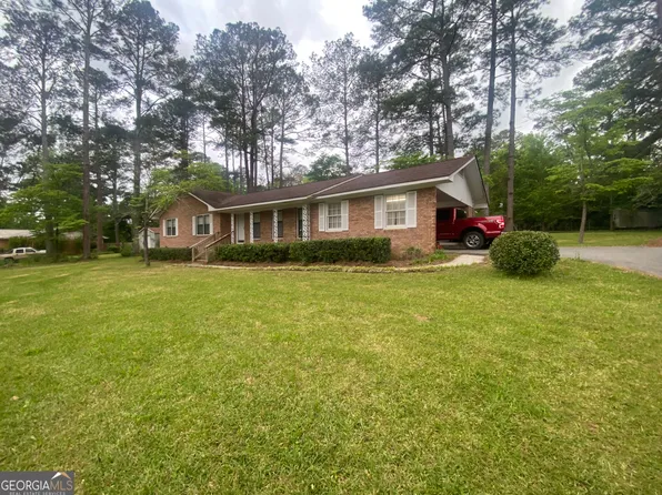 169 Crest Dr, Cochran, GA 31014