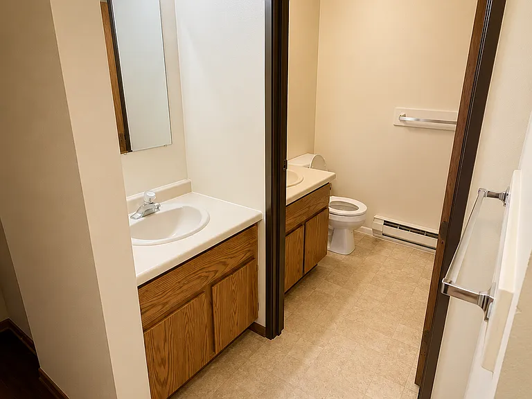 Lakeview Apartments — Photo 10