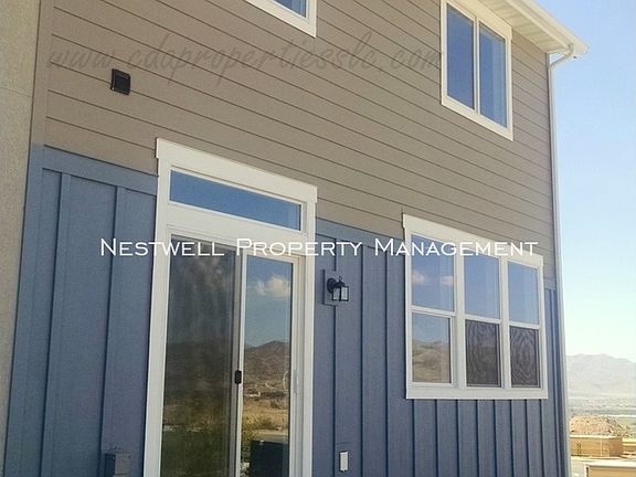 4th image of 4103 N Fremont Dr