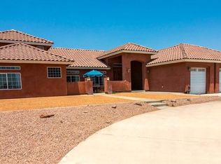 9242 Valencia St, Phelan, CA 92371