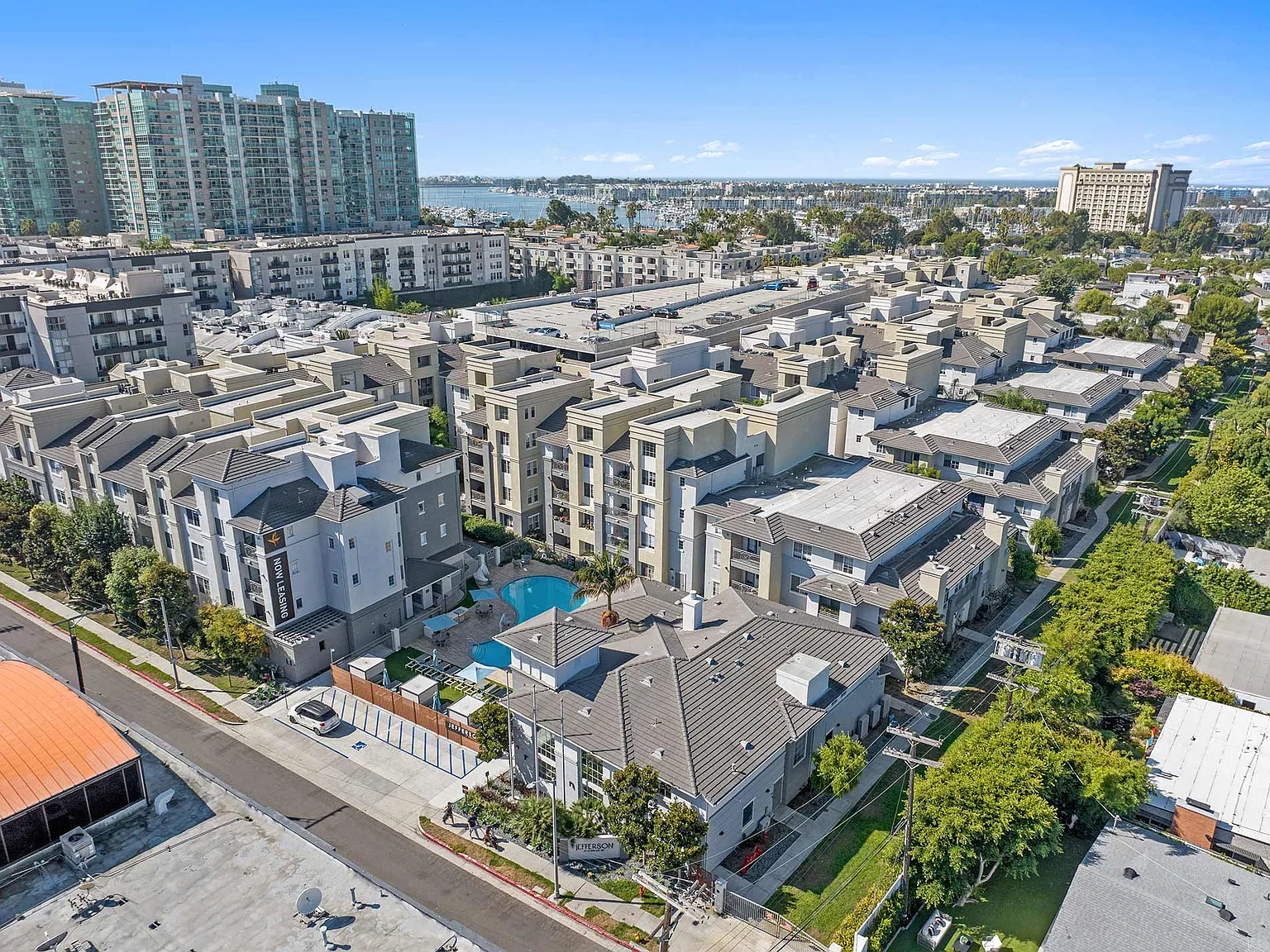 Jefferson at Marina del Rey — Photo 3
