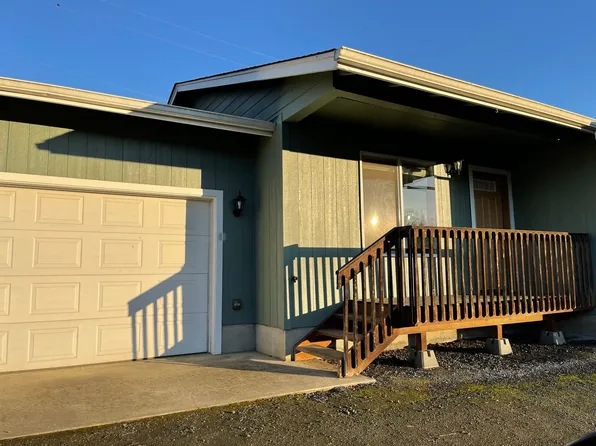 300 Currier Ave, Roseburg, OR 97470