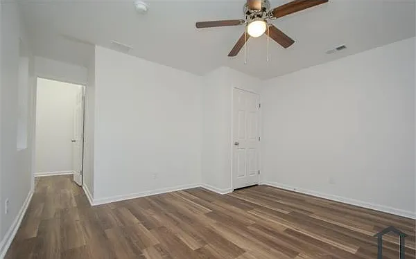 1615 Prentice St — Photo 9