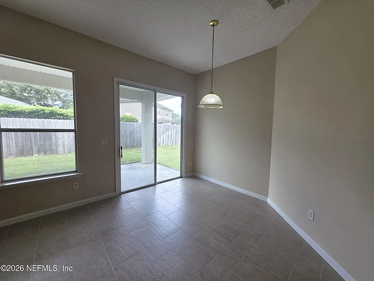 739 Wakemont Dr — Photo 11