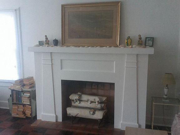 4th image of 221 Grant Dr