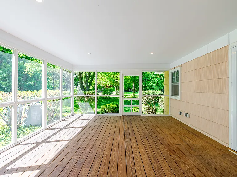 395 Taconic Rd — Photo 13