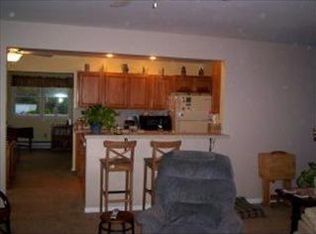 4088 Hilltop Dr, Mount Joy, PA 17552