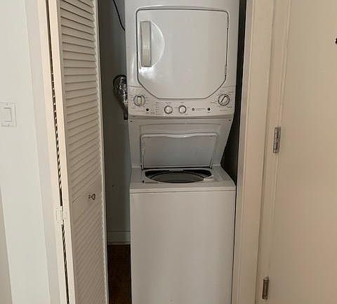 4th image of 1228 W Diversey Pkwy APT 1F