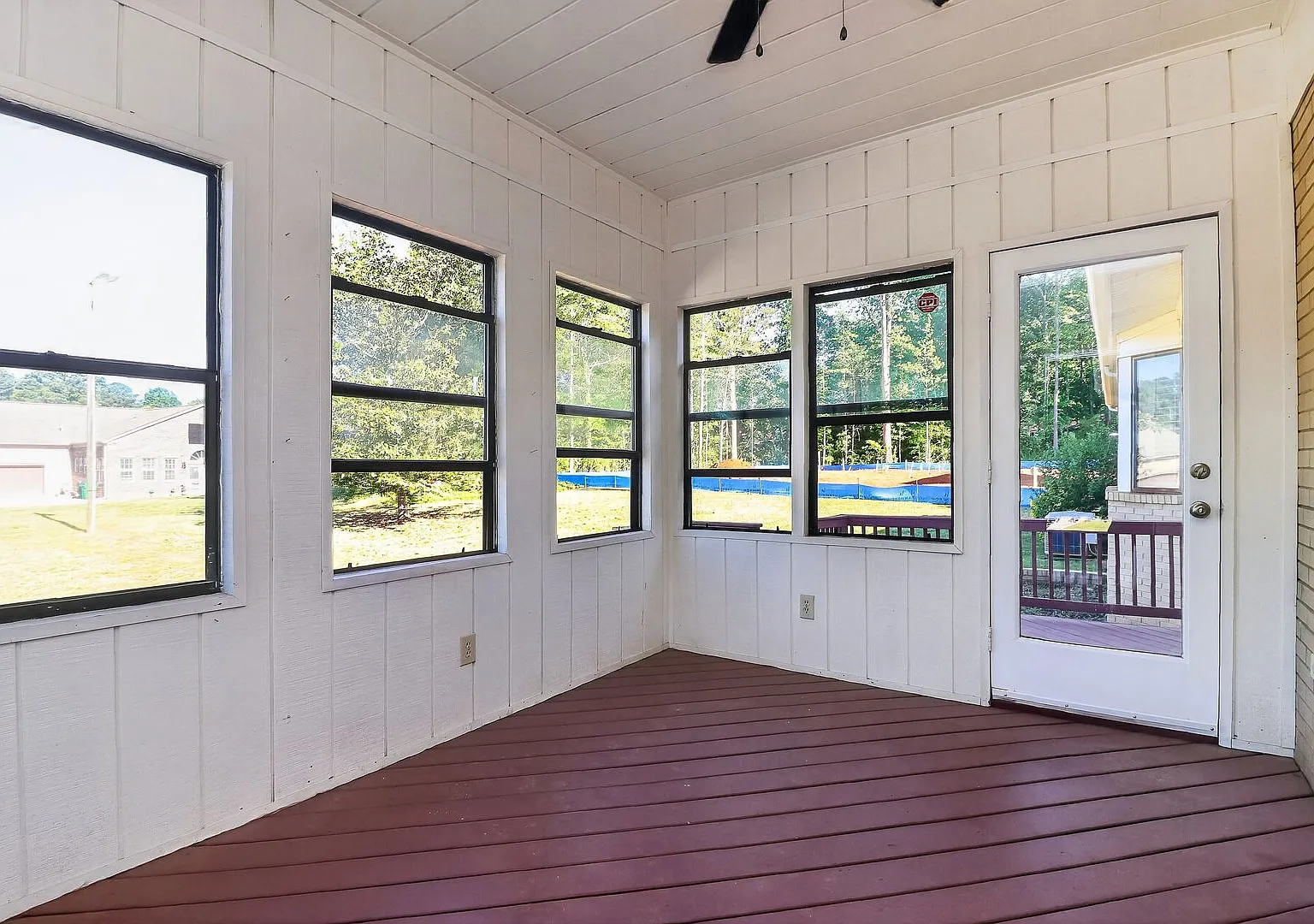 Beautiful and Spacious Three Bedroom Home! — Photo 4