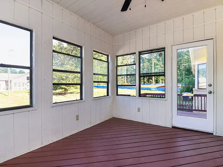 8109 Reames Rd — Photo 20