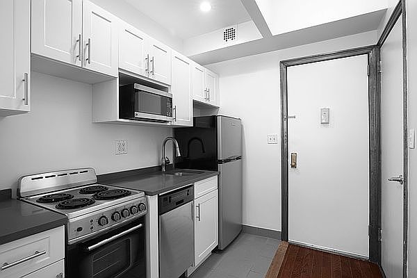 1st image of 24 5th Ave APT 203