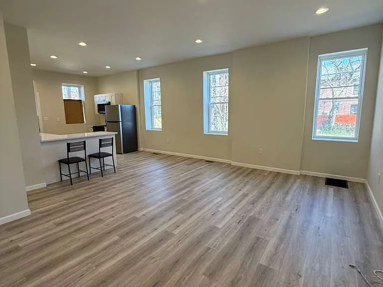 3215-3217 Nebraska Ave #3215-1F NEBRASKA AVE — Photo 11