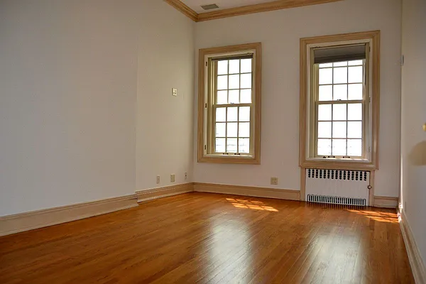 Rented by Level Group | media 14