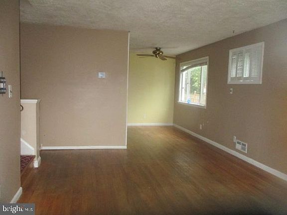 5th image of 9122 Orbitan Rd