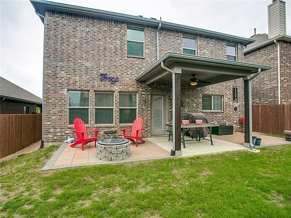 3rd image of 3813 Whisper Hollow Way
