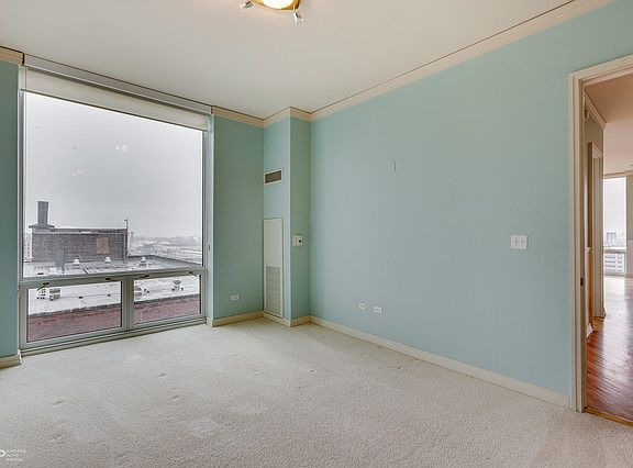 5th image of 170 W Polk St APT 1404