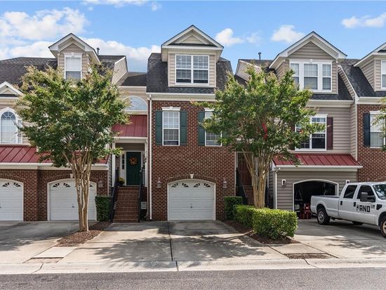 4517 Barkingdale Dr, Virginia Beach, VA 23462