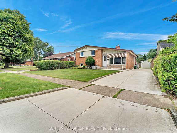 2nd image of 7340 Wilson Cres