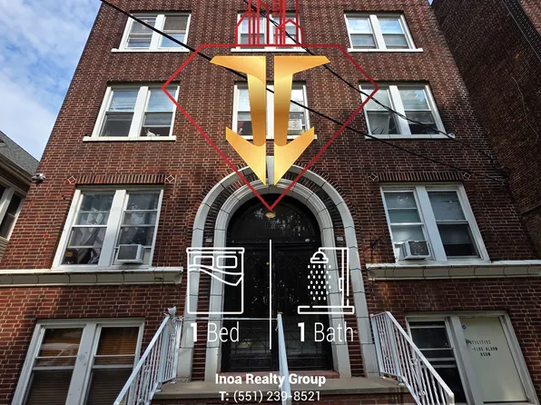 179 West 48th Street image 1 of 18