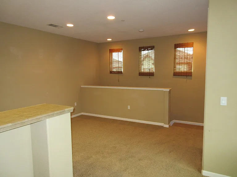 101 Cezanne Ln — Photo 4
