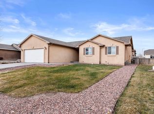2408 Inspiration Ln, Pueblo, CO 81008