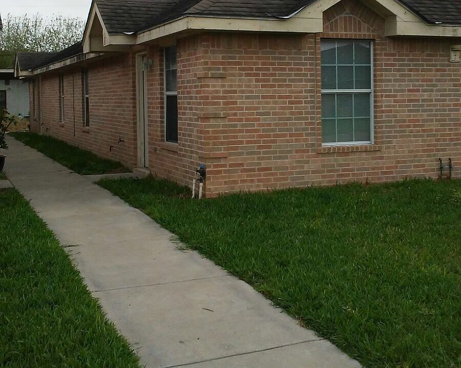 2nd image of 712 W Bronze Dr APT 3