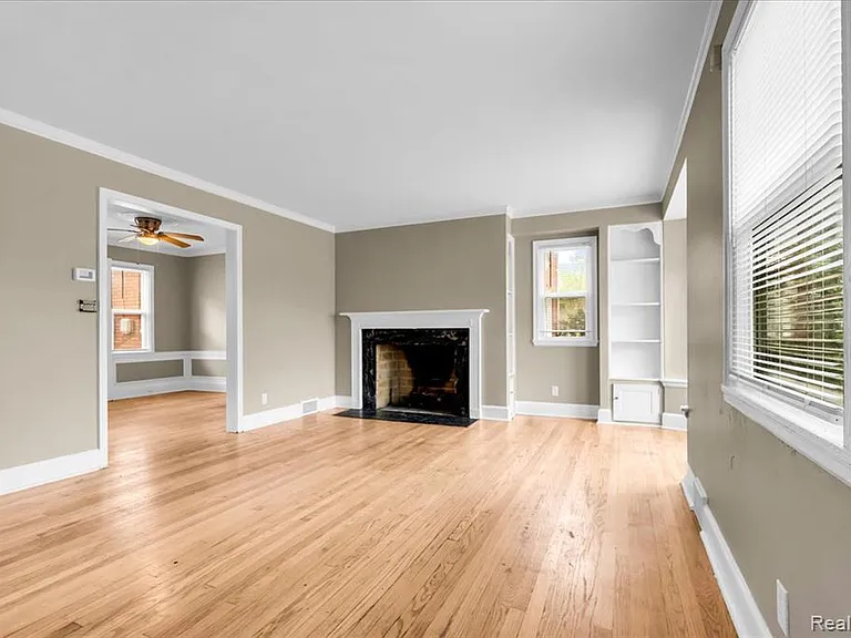3463 Santa Maria Ave — Photo 5