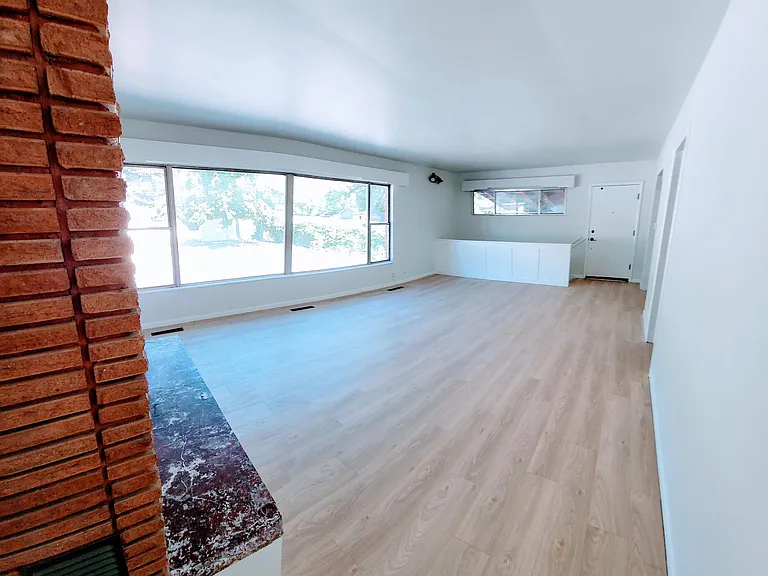 64 N 700 E #2 — Photo 15