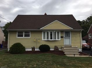88 Parkway, Little Falls, NJ 07424