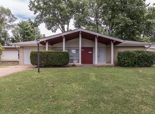 720 Wilshire Dr, Florissant, MO 63033