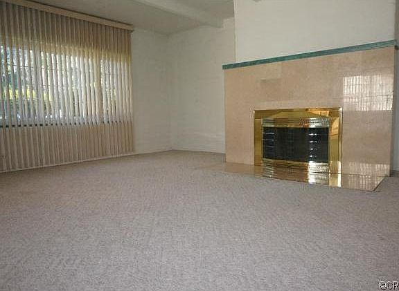 4th image of 2625 Orange Grove Ave