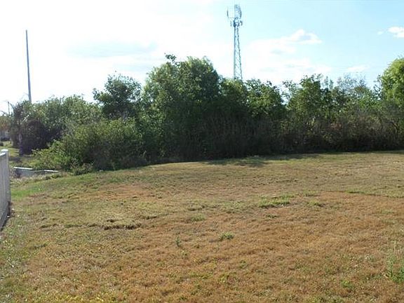 2nd image of 3953 Langdrum Dr