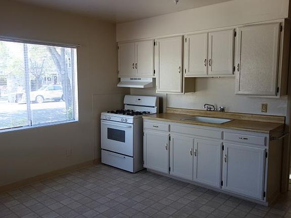 3rd image of 37 E 5th St
