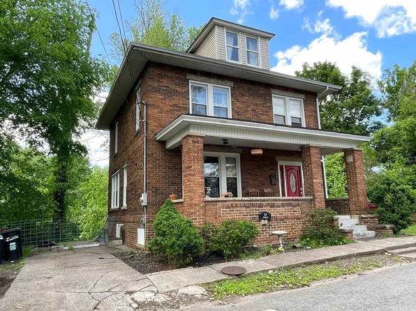 114 Woodlawn St, Russell, KY 41169