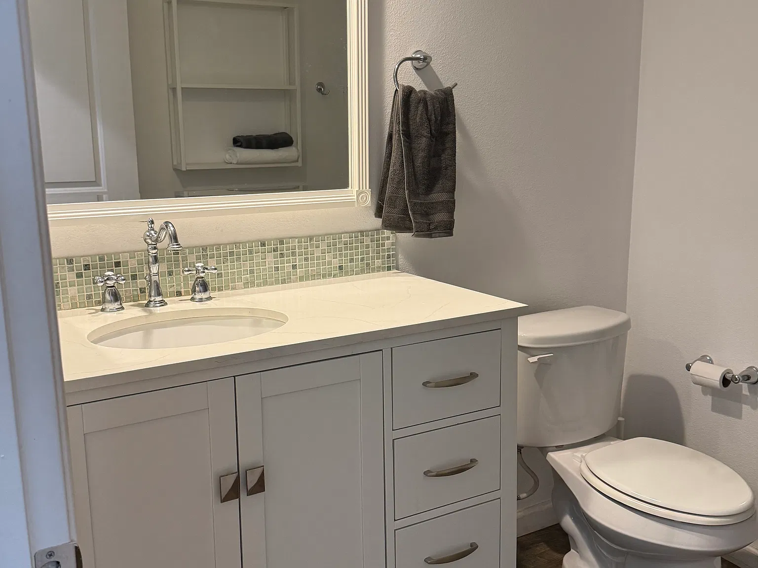 Studio, 350 sqft, $2,000 — Photo 4