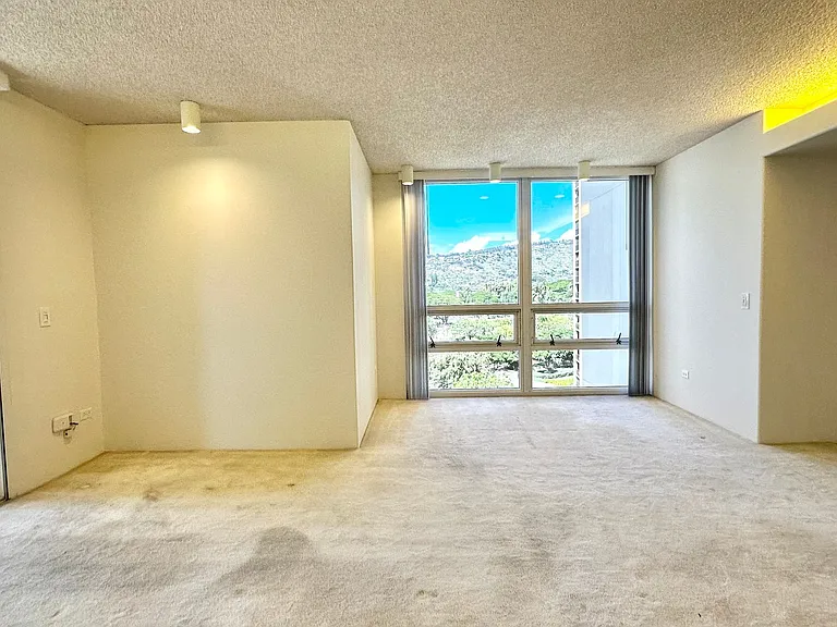 2047 Nuuanu Ave #1203 — Photo 6