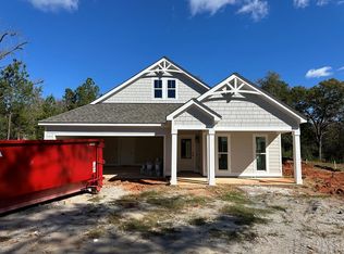 10 Young Ln, Hamilton, GA 31811