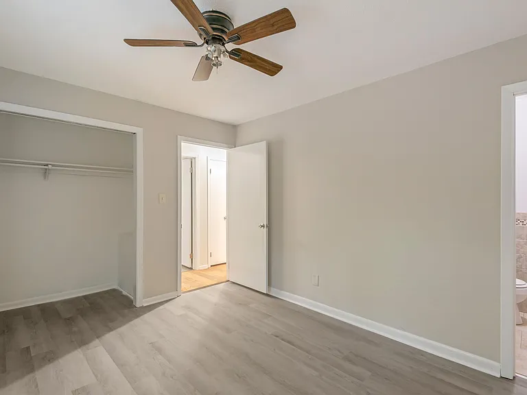 7201 Dogwood Dr — Photo 12