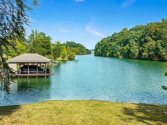 3rd image of 946 Bay Creek Dr Lot 12