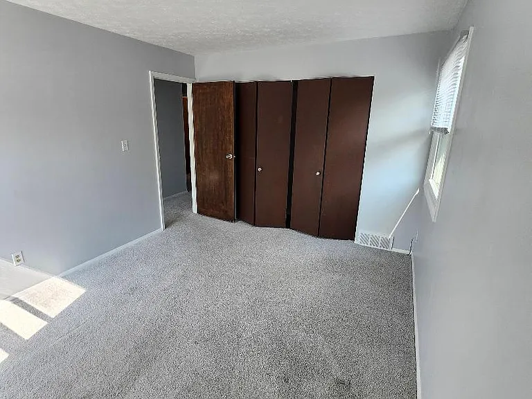 221 Canterbury Ln #A — Photo 7