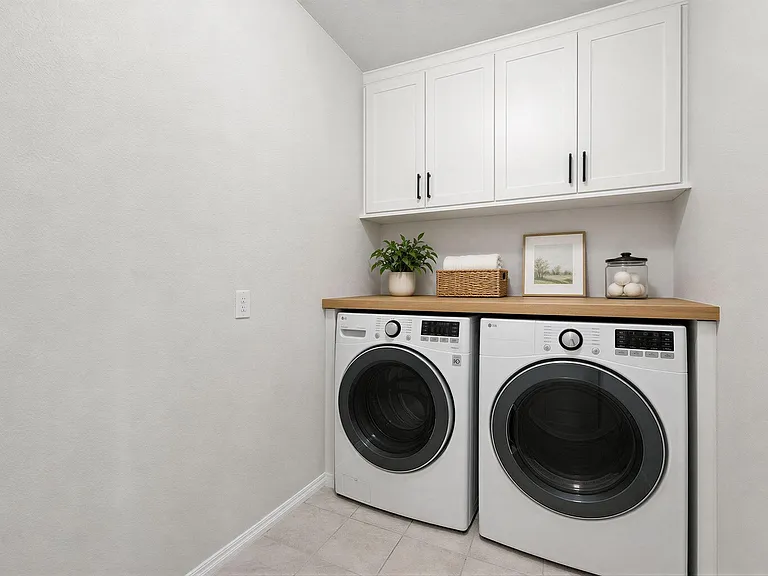 3240 E Whitestone Blvd #4 — Photo 28