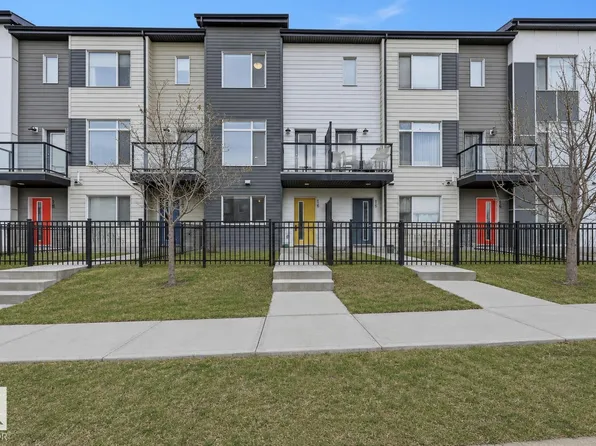 804 Welsh Dr SW #16, Edmonton, AB T6X 1Y8