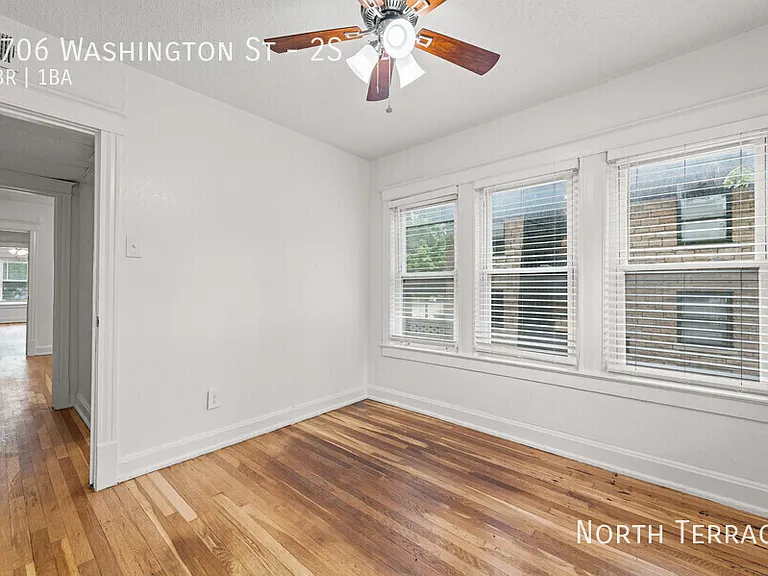 3706 Washington St #2S — Photo 5