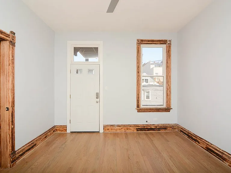 949 N Winchester Ave #2 — Photo 9