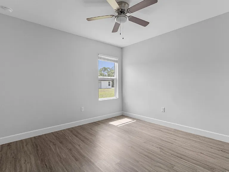 2226 Hilton St — Photo 12