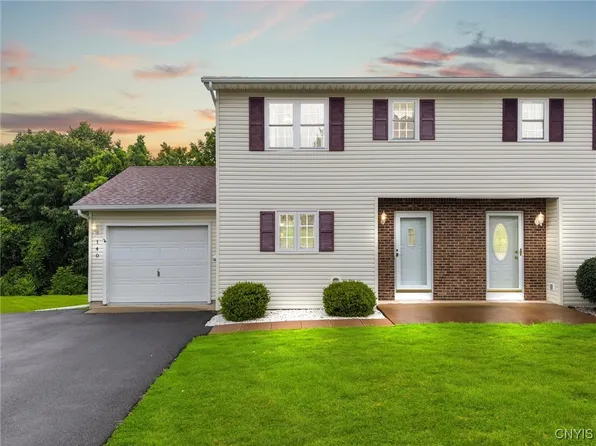 140 Hagan Cir, Oneida, NY 13421